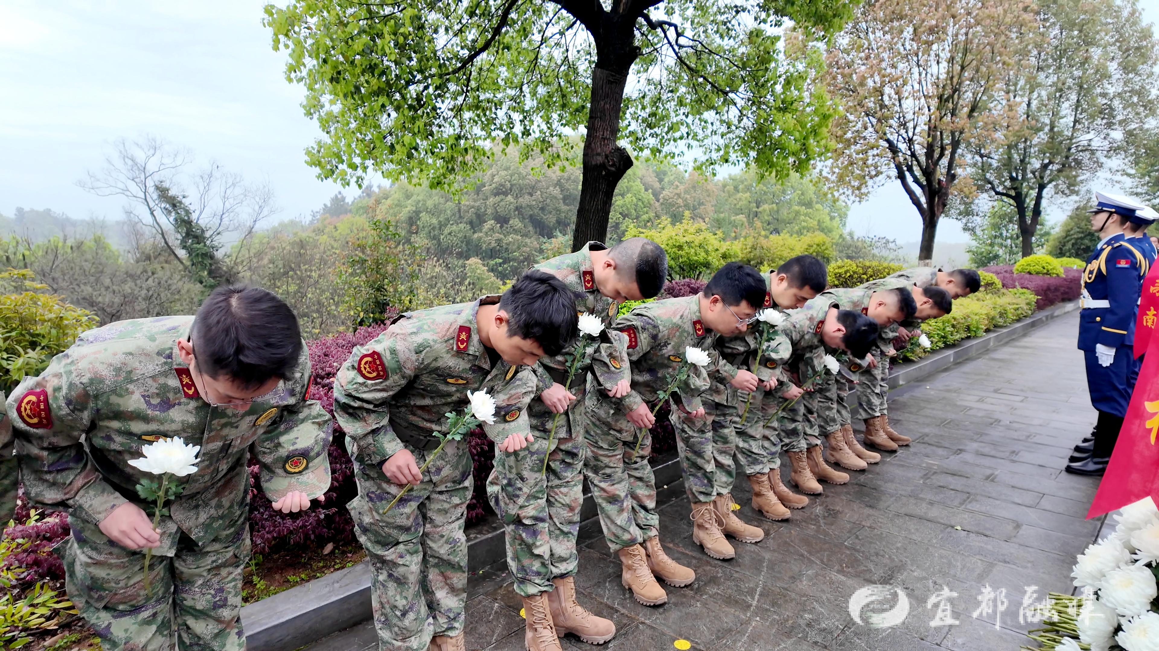 正在上传...